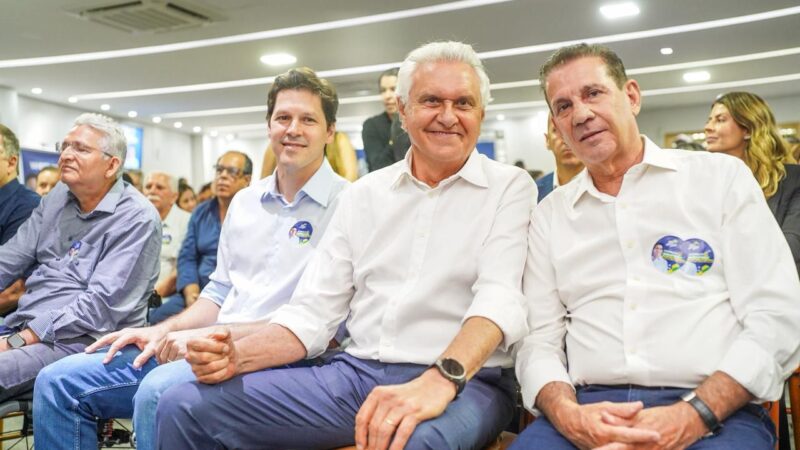 Com apoio da base aliada, Vanderlan anuncia reeleição