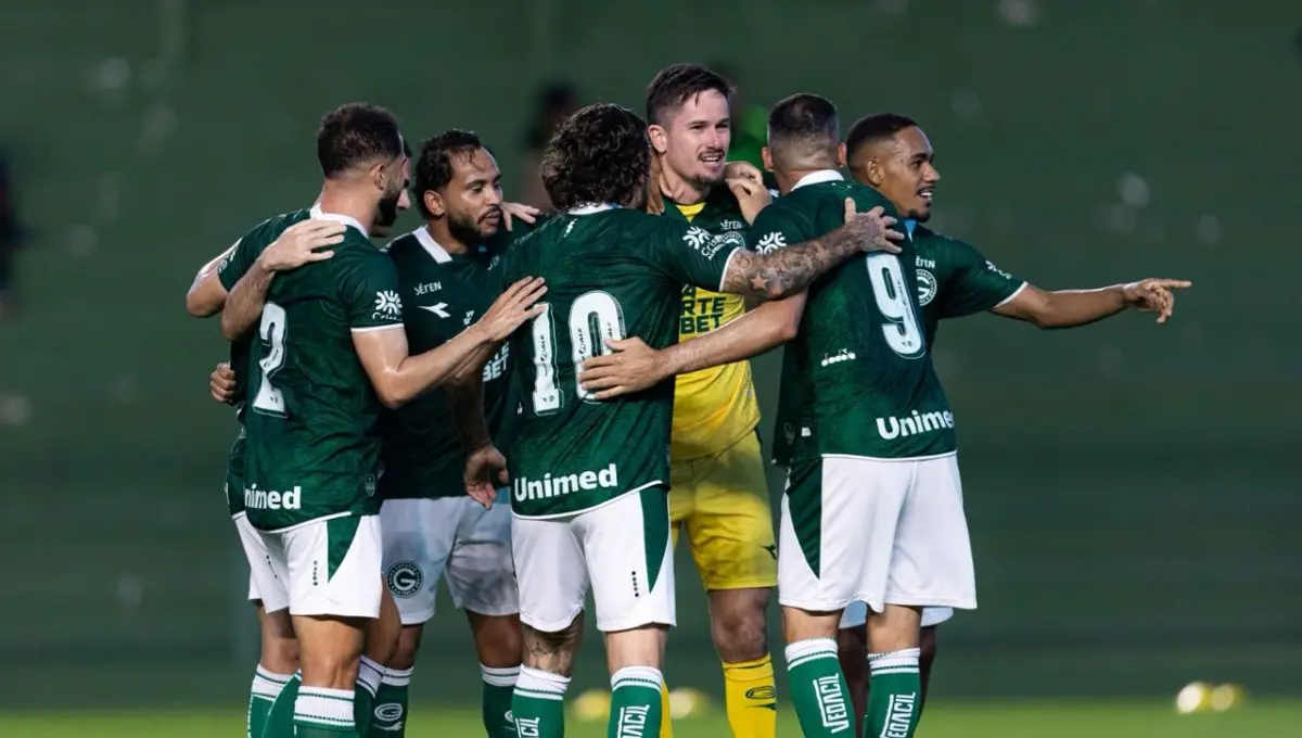 Com dois gols de pênalti e um de Gegê, Goiás vence na estreia da Série B e mantém invencibilidade em 2026