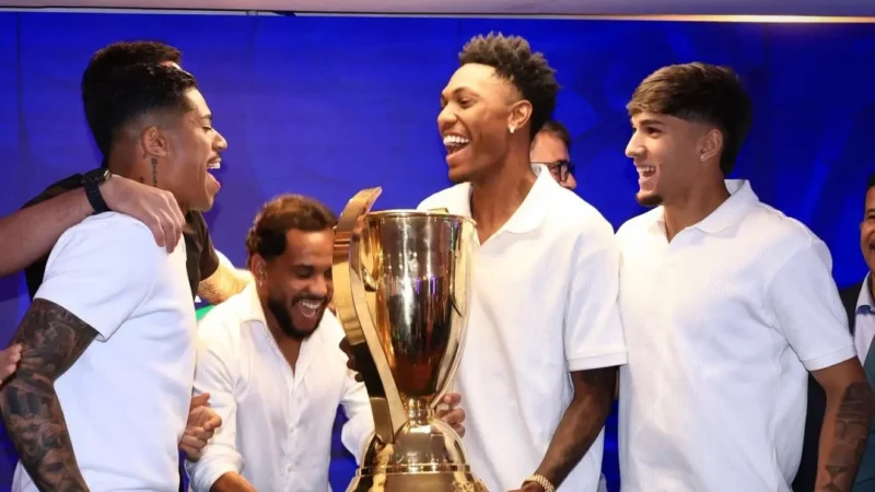 Com seis nomes, Goiás domina a seleção do Goianão 2026; confira os eleitos