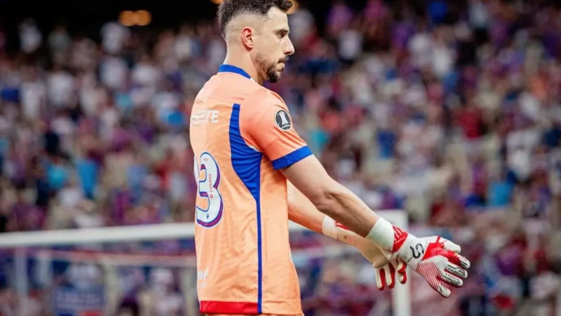 Conheça o goleiro Helton Leite, que está acertado com o Vila Nova para o decorrer da temporada