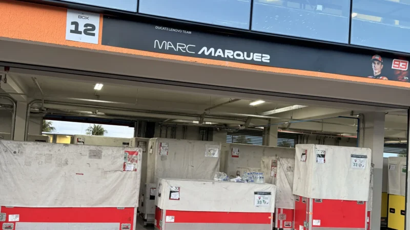 Estrutura do MotoGP é desmontada poucas horas após o fim da corrida em Goiânia