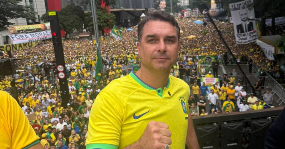 Flávio inicia campanha no Norte por Rondônia e tenta evitar divisão de votos da direita para o Senado