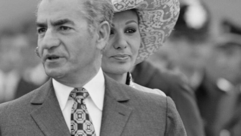 Está o Irã sem o líder máximo? País já passou por isso, com câncer do xá