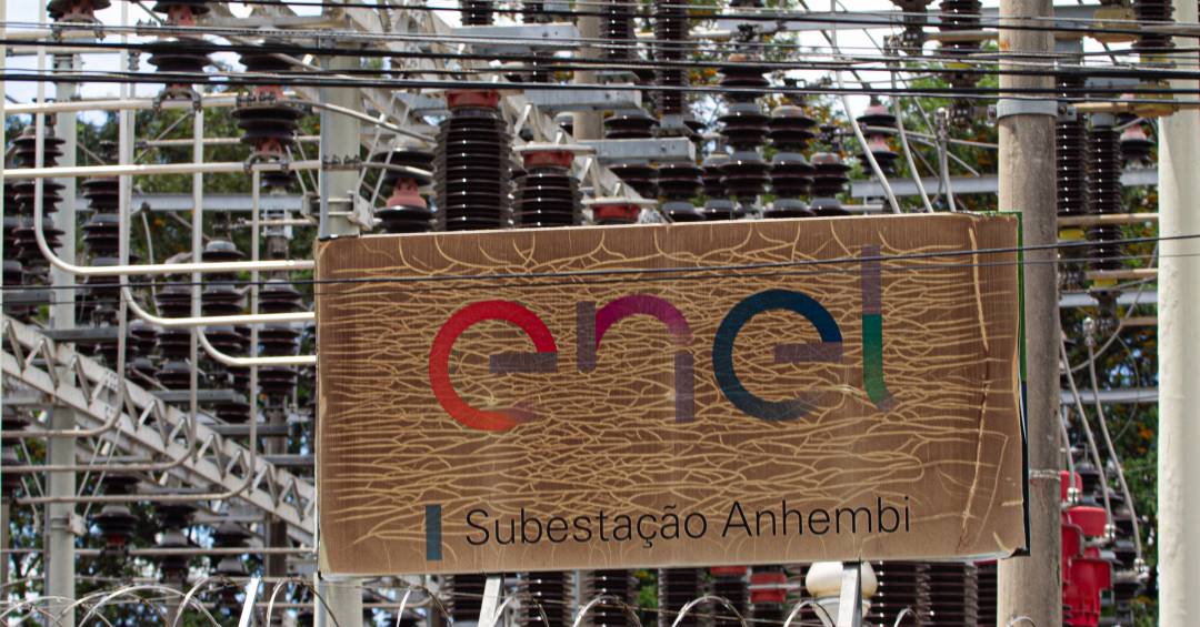 Enel deve indenizar restaurante por perdas causadas por apagão