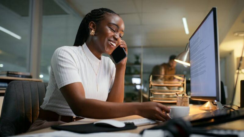 Brasileiros acreditam que igualdade de gênero só será alcançada com mais mulheres na liderança, diz Ipsos