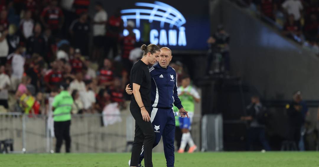 Flamengo age rápido e fecha com novo técnico para substituir Filipe Luís