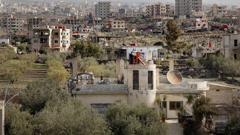 Israel bombardeia Síria e eleva temores de uma nova frente no conflito no Oriente Médio