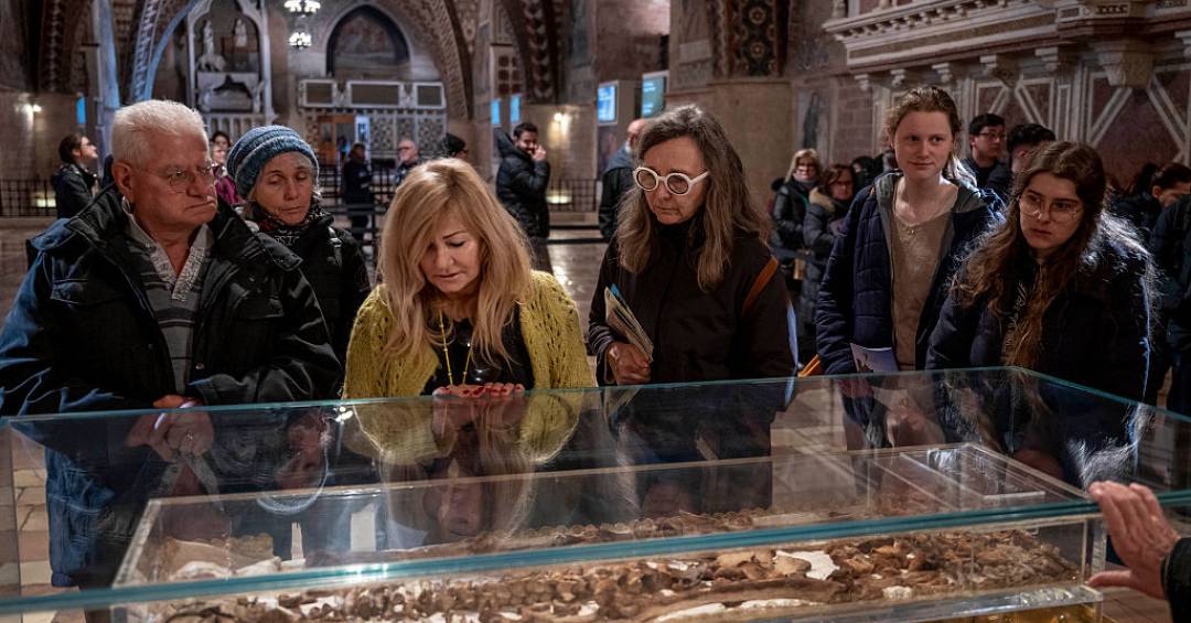 O santo da Igreja Católica que conversa com os problemas de hoje