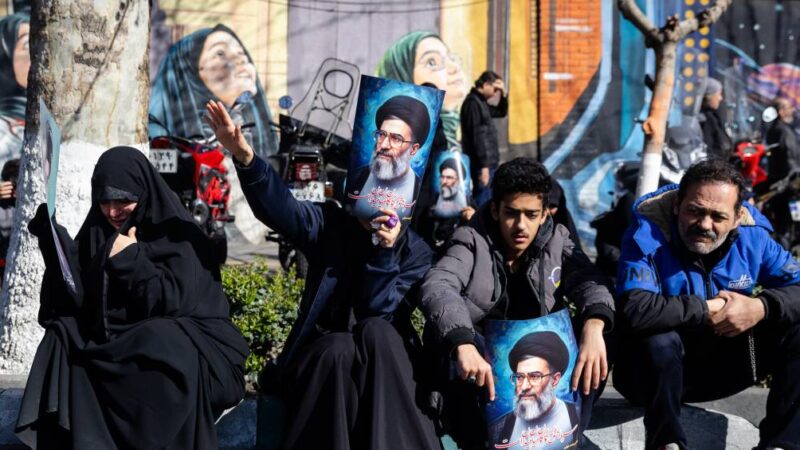 Irã convoca protesto pró-regime em homenagem a Khamenei, morto em ataques EUA-Israel