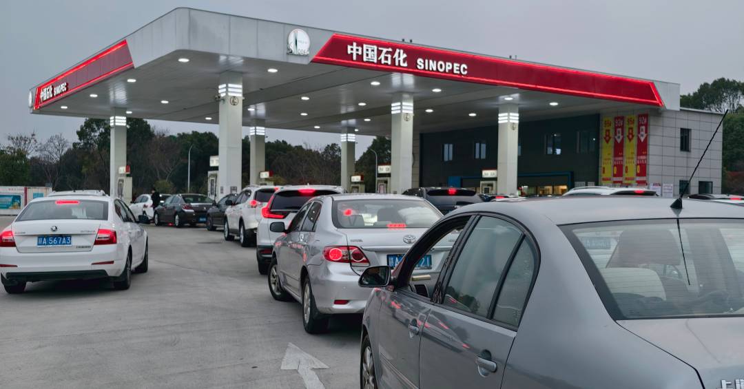 Guerra no Oriente Médio provoca corrida por combustível na Ásia