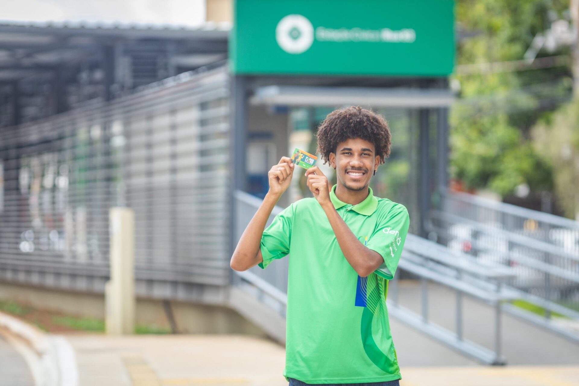 Governo assume 100% do subsídio para o Passe Livre Estudantil