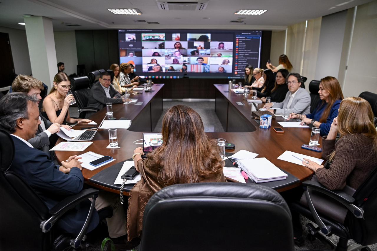 Gracinha Caiado destaca avanços sociais em live municipal