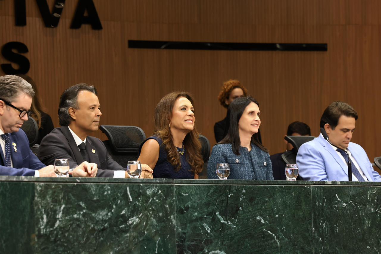 Gracinha Caiado exalta servidores do Goiás Social na Alego