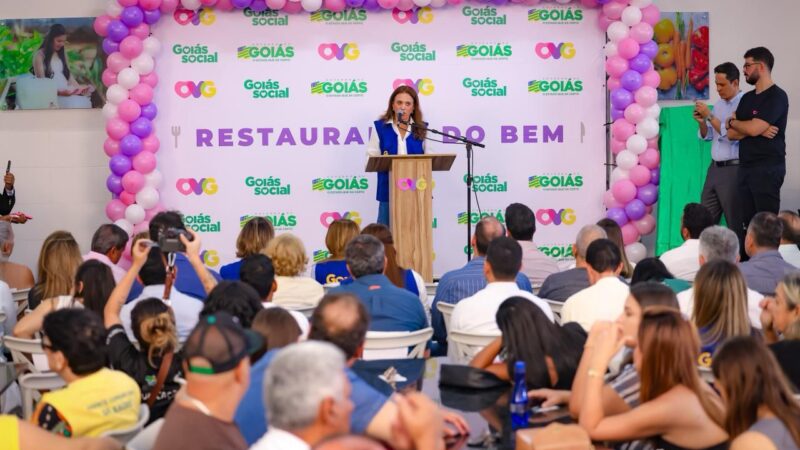 Gracinha Caiado inaugura Restaurante do Bem em Trindade