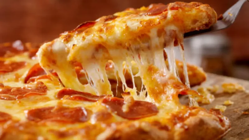 Homem é condenado a 2 anos de prisão por agredir mulher com cabo de vassoura em Goiânia