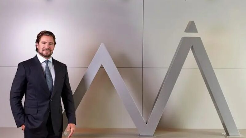 Não é só o celular: envelope pardo apreendido com Vorcaro tira o sono da classe política