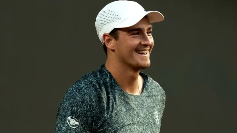 João Fonseca x Khachanov: horário e onde assistir a segunda rodada de Indian Wells