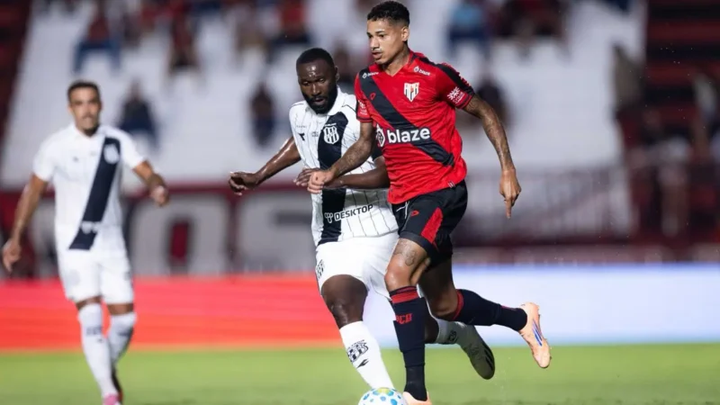 Kevin Ramírez marca, Atlético elimina à Ponte Preta e vai à quinta fase da Copa do Brasil