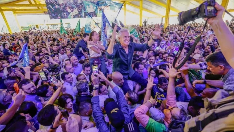 Lideranças de Iporá prestigiam ato Daniel Vilela em Jaraguá