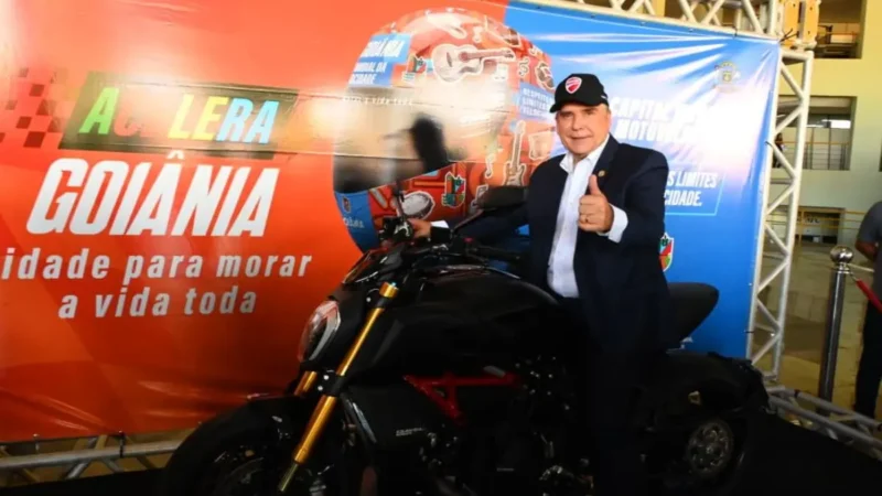 Mabel gasta inglês em vídeo para o público do MotoGP Goiânia; assista