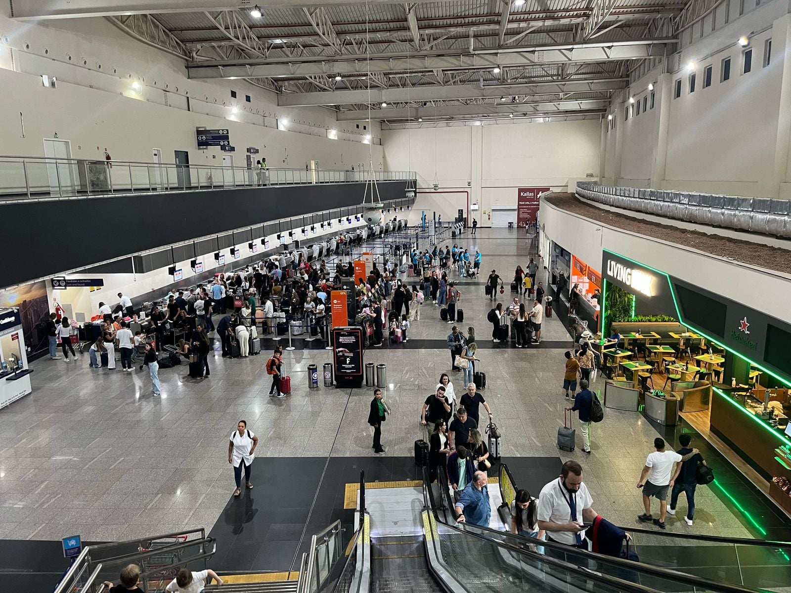 Mais de 53 mil pessoas devem passar pelo Aeroporto de Goiânia durante a MotoGP