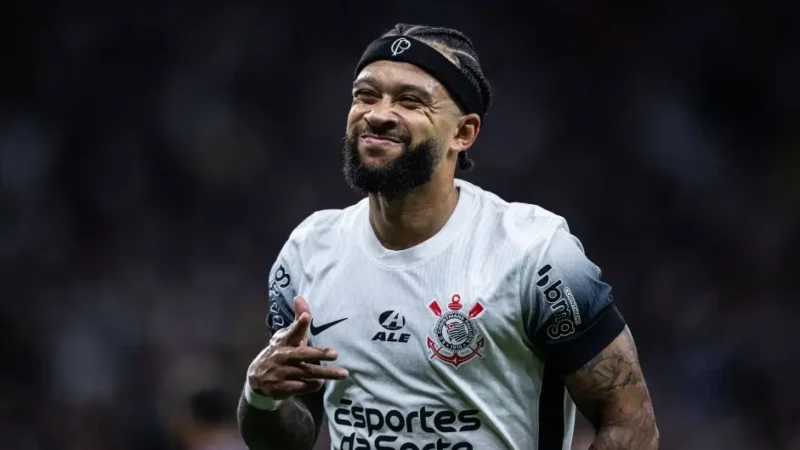 Memphis Depay é cortado da seleção da Holanda após lesão muscular