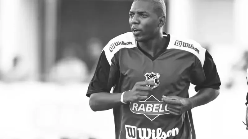 Morre Reinaldo Aleluia, ex-atacante do Vila Nova 