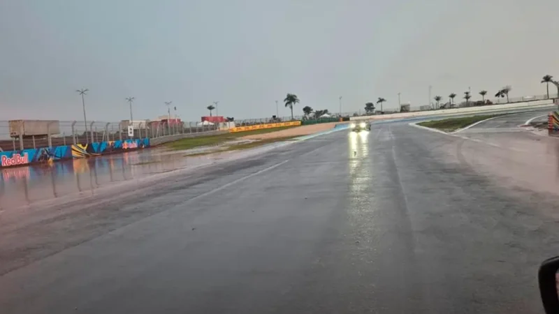 MotoGP Chuva forte testa drenagem do Autódromo de Goiânia