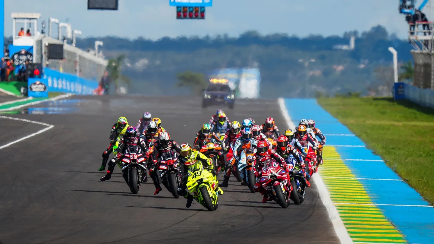 MotoGP: FIM emite comunicado para explicar problemas no asfalto e redução de corrida no GP do Brasil