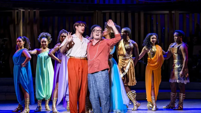 Musical sobre Tom Jobim faz temporada de três dias em Goiânia