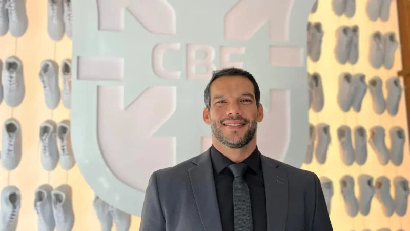 “Não vai ter Brasa”, afirma Samir Xaud sobre nova polêmica envolvendo uniforme