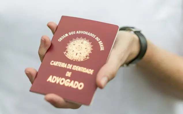 OAB-GO suspende advogados suspeitos de agiotagem e falsificação