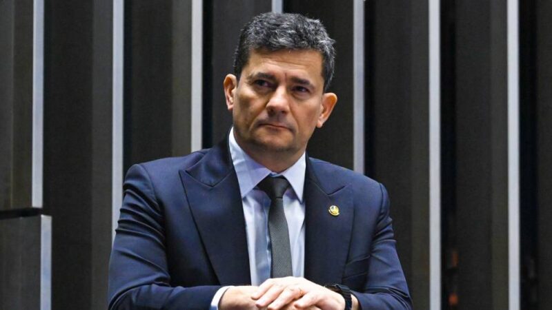 O ‘banho de realidade’ por trás da aliança improvável entre Sergio Moro e Flávio Bolsonaro