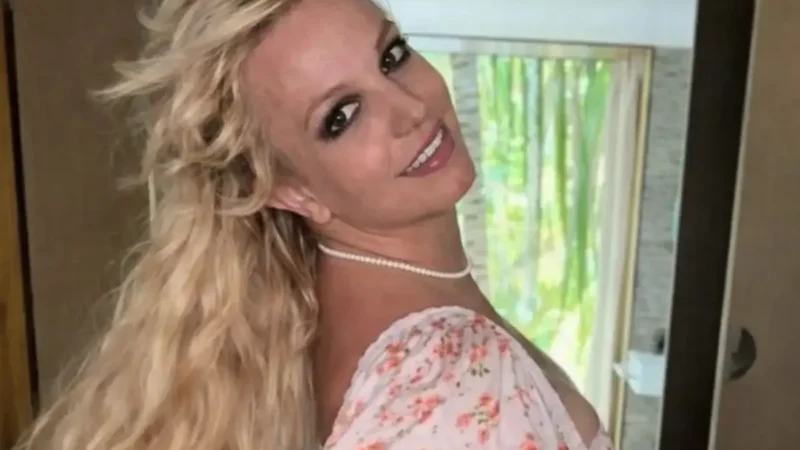 Polícia foi chamada 14 vezes à casa de Britney Spears nos últimos dois anos