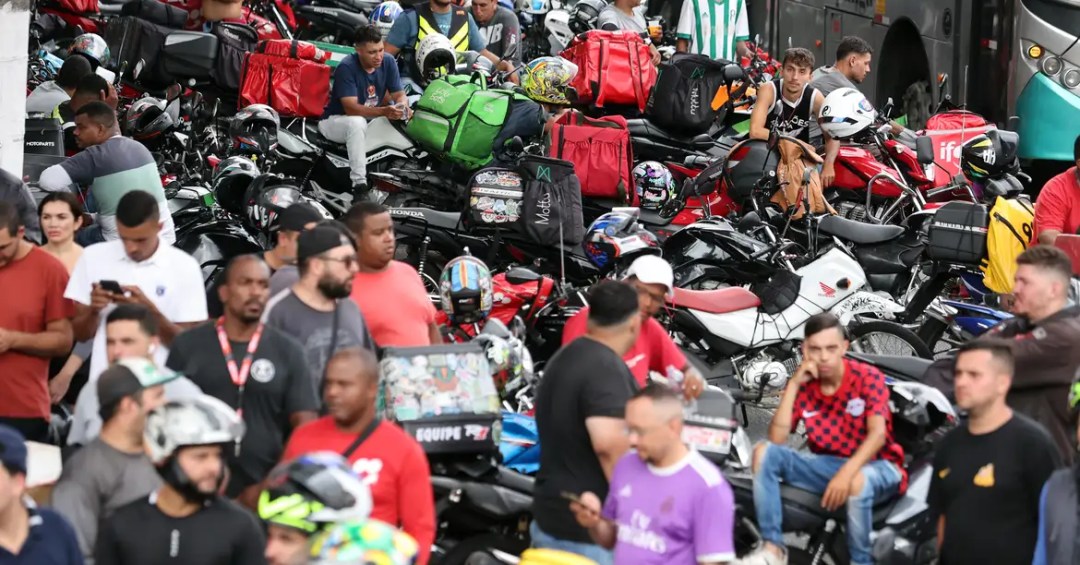 Precarização do trabalho no Brasil