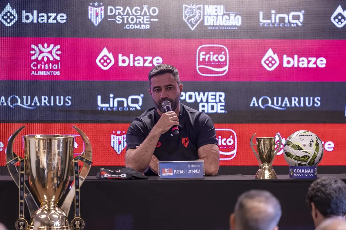 Rafael Lacerda rechaça rótulo de “Rei dos Clássicos” em Goiás