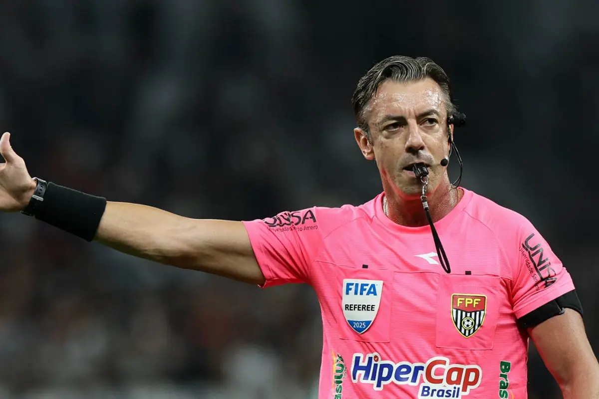 Raphael Claus irá apitar a final do Goianão entre Goiás e Atlético
