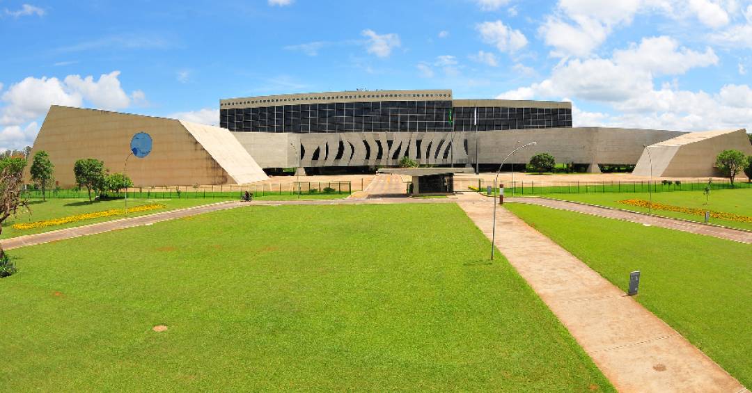 Relatório da PF sobre esquema de venda de decisões judicias dá ótima notícia a ministros do STJ