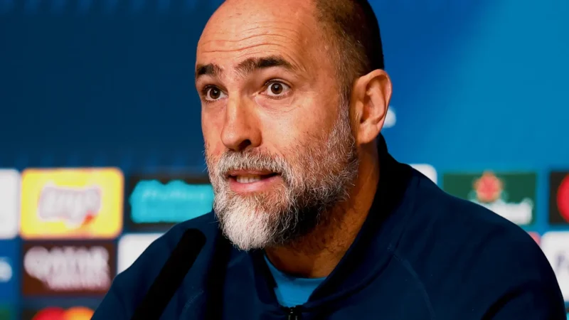 Técnico do Tottenham é avisado da morte de seu pai logo após derrota na Premier League