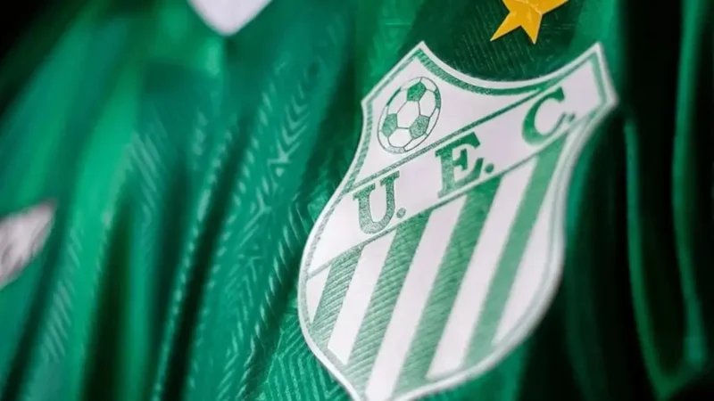 Time vizinho dos goianos anuncia que vai mudar de nome; entenda o caso