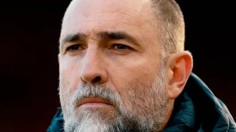 Tottenham demite técnico com apenas dois meses de trabalho