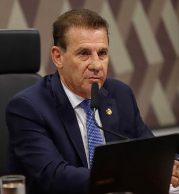 Vanderlan cobra rigor no caso Banco Master e cita CPI