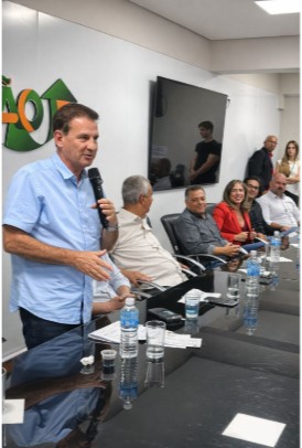 Vanderlan e José Nelto anunciam contratações em Catalão HRU