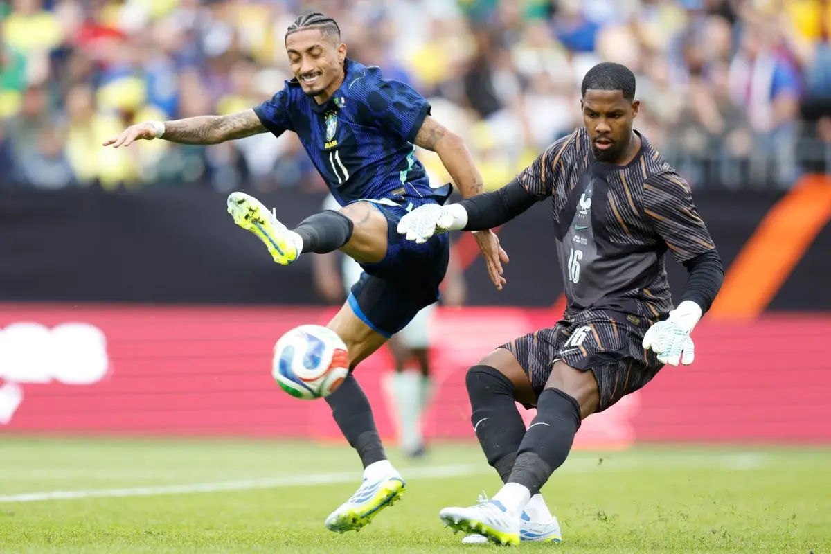 Vini Jr. e Raphinha não deslancham, e seleção segue carente de protagonistas