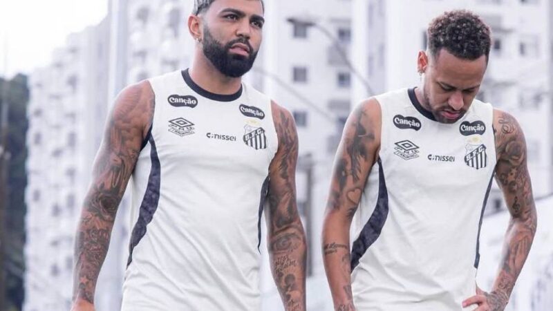 Neymar e Gabigol ‘debocham’ de decisão da arbitragem durante empate do Santos: ‘Valeu’