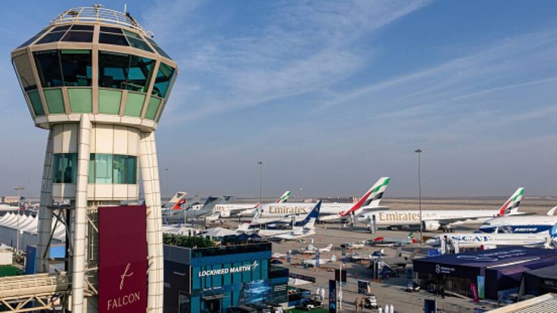 Retomada parcial de voos no Oriente Médio permite início de evacuações