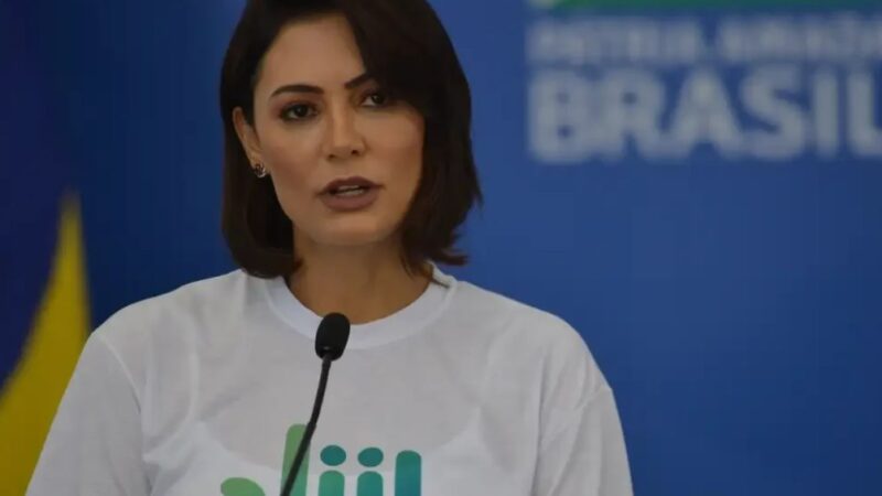 O vídeo compartilhado por Michelle Bolsonaro para constranger jornalistas