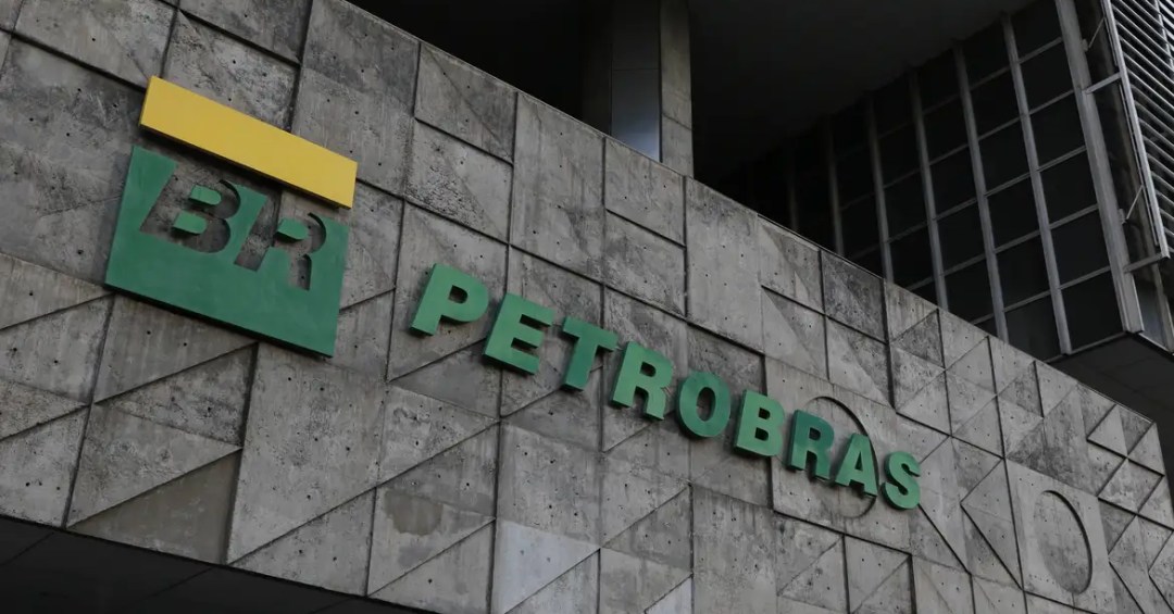 Petrobras lucra R$ 110 bilhões em 2025 e reverte prejuízo no último trimestre