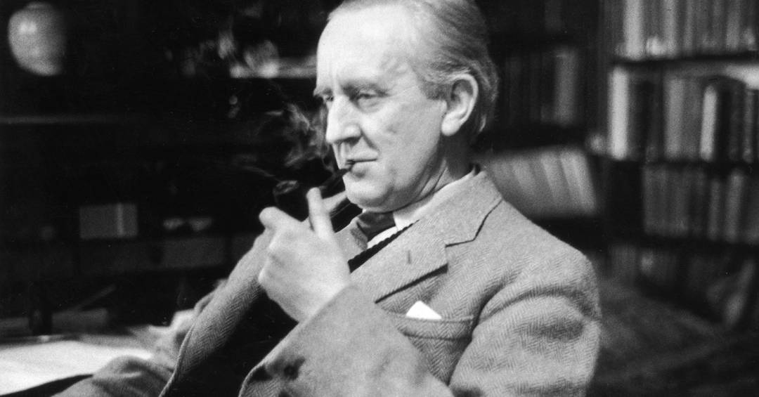 Nova sátira inusitada de J. R. R. Tolkien chega ao Brasil