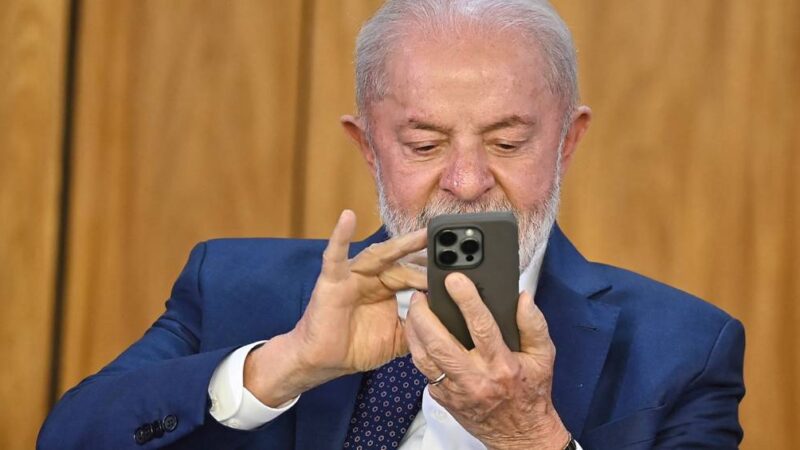PT vai ao TSE e pede suspensão de perfil fake nas redes que fazia ataques a Lula